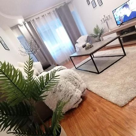 Masaryss Apartament Tulcea Ngoại thất bức ảnh